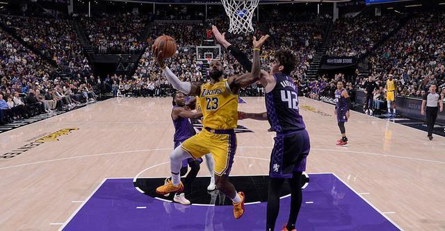 kaiyun sports-詹姆斯:我们今晚防得还不错 但对手进了很多三分