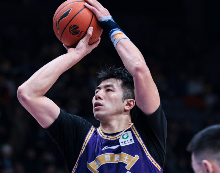 kaiyun sports-连克北京吉林!2连胜北控强势反弹 内线大腿复活,张庆鹏帅位稳了