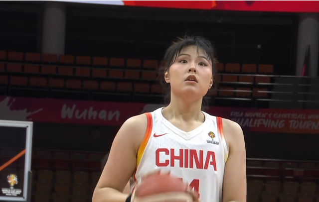 世预赛一场13分大胜!中国女篮打败马里:韩旭14分,李月汝21分