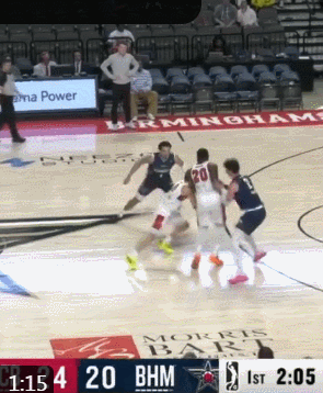 开云体育-爆砍59分!NBA扣篮王麦克朗加冕G联赛历史得分王,球迷跪求转正